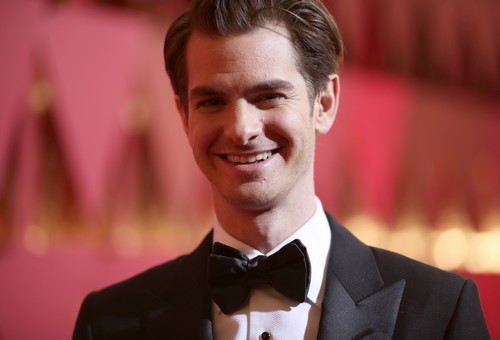 Andrew Garfield's Gay Confession Is Fake News