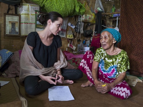 Angelina Jolie Visits Ja Mai Kaung Baptist Refugee Camp