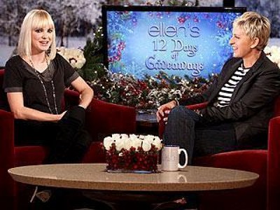 Anna Faris Accidentally Sexted Her Father