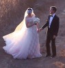 Anne Hathaway and Adam Shulman Tie the Knot with Private Wedding Ceremony (Photos)