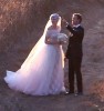 Anne Hathaway and Adam Shulman Tie the Knot with Private Wedding Ceremony (Photos)