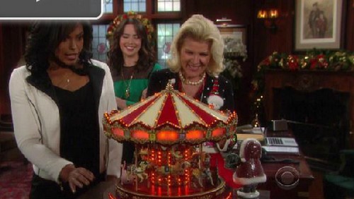 The Bold and the Beautiful Spoilers: Rick Blackmails Ivy, Fred Willard Returns, Quinn and Wyatt Fight