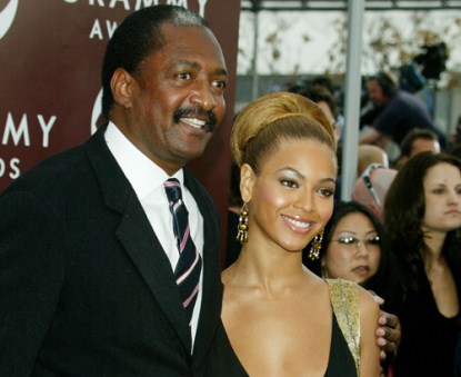 Beyonce Severs Business Ties With Her Manager - Dumps Her Own Dad!