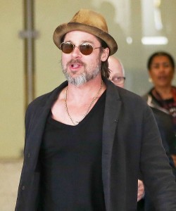 Brad Pitt Bisexual In Open Relationship With Angelina Jolie They Re Allowed To Cheat With
