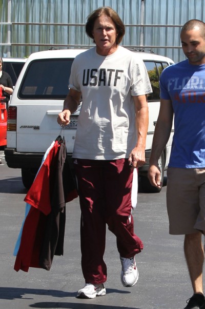 Kris Jenner Refuses Marriage Counseling, Wants Bruce Jenner Gone! 0701