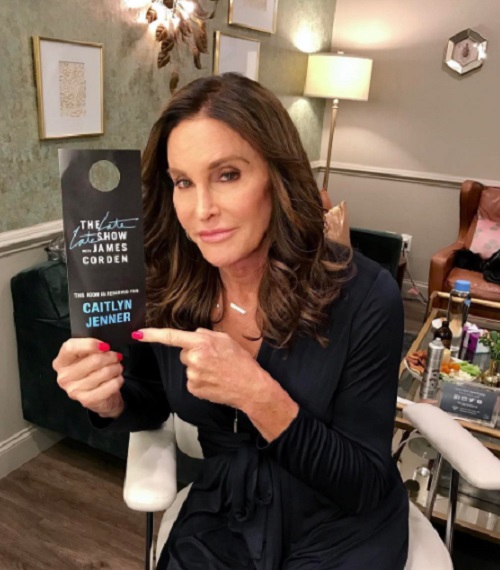 Caitlyn Jenner Secretly Looking For Love On The Internet?