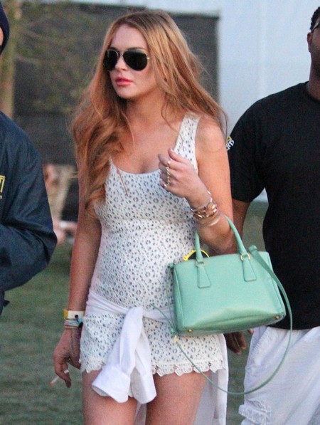 This Time Lindsay Lohan Is Prepared To Ridicule Herself On Glee!