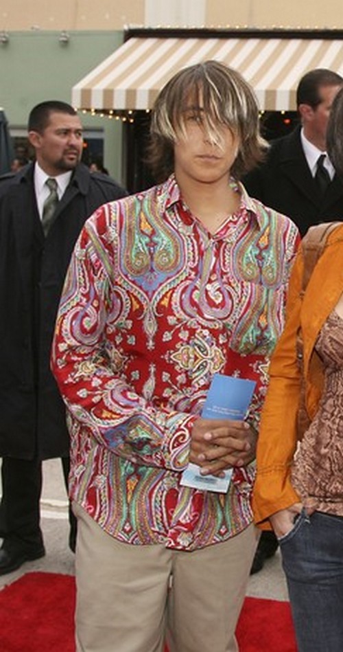 Cody Williams, Robin Williams’ Youngest Son: Suicide Reaction and Statement - Vows To Take Father's Love Everywhere Cody Williams, Robin Williams’ Youngest Son: Suicide Reaction and Statement - Vows To Take Father's Love Everywhere