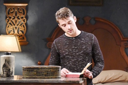 Days of Our Lives Spoilers: Wednesday, December 20 – Jack Stops JJ’s Suicide Attempt in Special DOOL Episode