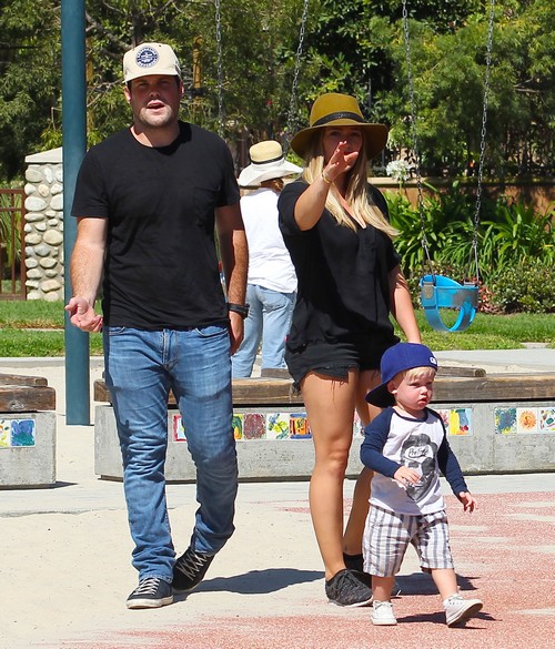 Hilary Duff Moves On With New Boyfriend After Split  With Mike Comrie?