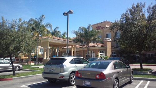 Khloe Kardashian and Lamar Odom Separate: Lamar Moves Out of Encino Home and Into Calabasas Hilton: (Photos)