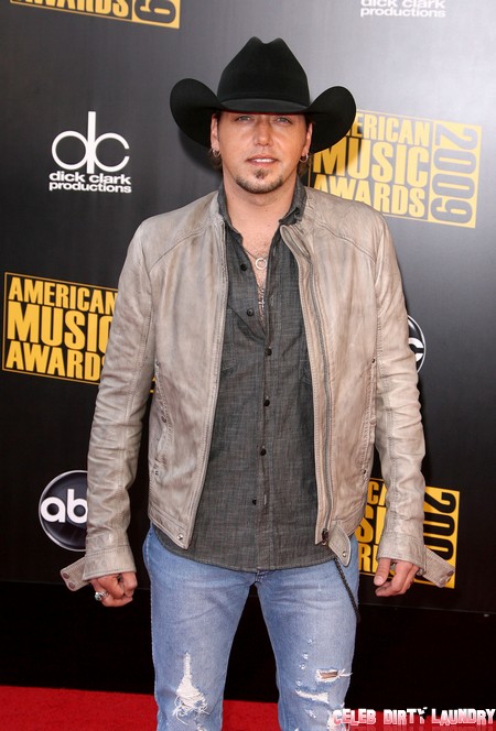 Jason Aldean Admits Cheating on Wife Jessica Ussery: Brittany Kerr Quit Twitter