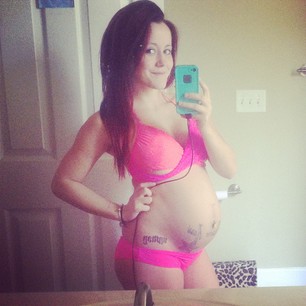 Jenelle Evans Posts Trashy Baby Bump Pic on Instagram – Nathan Griffith Freaks Out in Jail! (PHOTO)