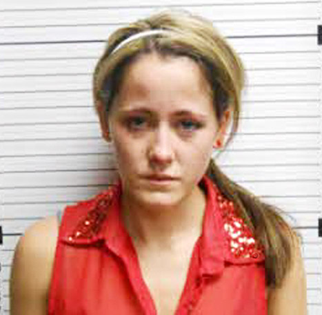 Jenelle Evans Kicked Out Of House As Mother Throws “Heroin Bitch” Out  – Teen Mom Homeless Following Drug Arrest