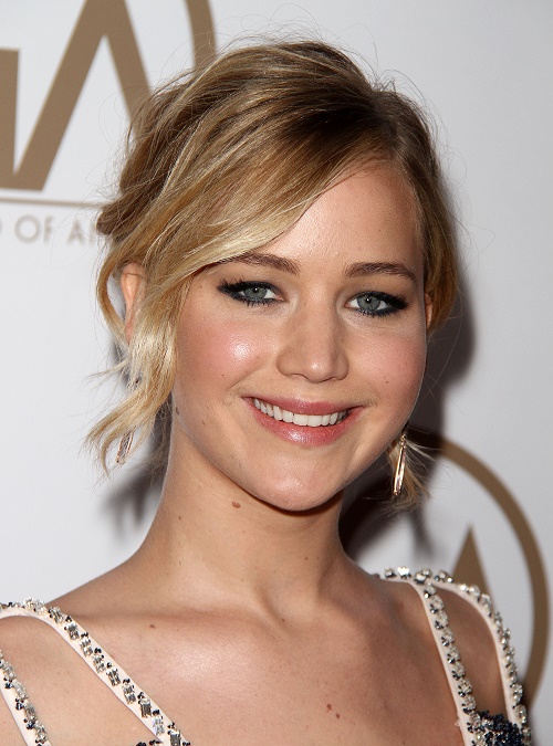 Jennifer Lawrence Makes Chris Martin Jealous Calling Nicholas Hoult ...