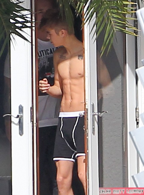 See Justin Bieber In His Underwear: No Competition for Justin Timberlake (Photos)