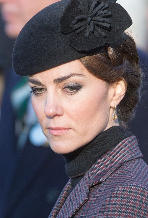 Kate Middleton Dreads India Tour Away From Prince George and Princess Charlotte: Prince William Tells Duchess 'Behave Like a Royal'