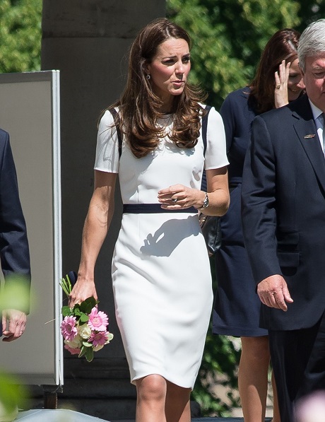 Kate Middleton Visits National Maritime Museum | Celeb Dirty Laundry