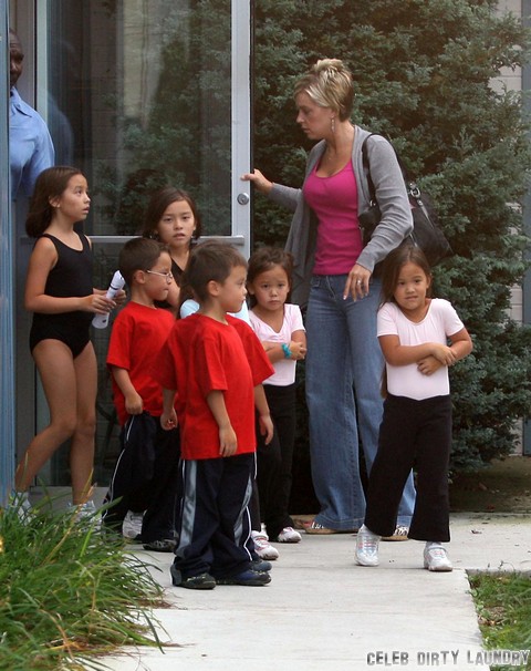 Kate Gosselin Exploiting Her Children To Blog, Pimping Her Kids To Increase Public Profile?