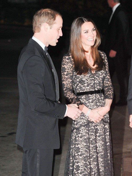 Kate Middleton Pregnant and Expecting Baby Number Two Next Summer - See Baby Bump? (PHOTOS)