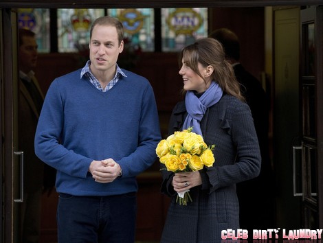 Kate Middleton and Prince William Leave Hospital and Return Home - Prince Charles Cheers (Video-Photos)