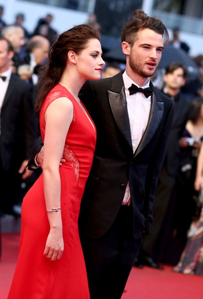 Kristen Stewart, Robert Pattinson Bringing Love Back To Cannes - Bad Omen? 0512