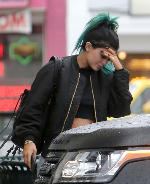 Kylie Jenner Furious Boyfriend Tyga Cheating With Anjali Ranadive