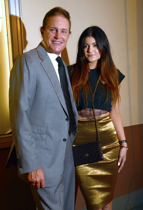 Kendall And Kylie Jenner Blame Momager Kris For Cheating on Bruce and Ruining Their Happy Family