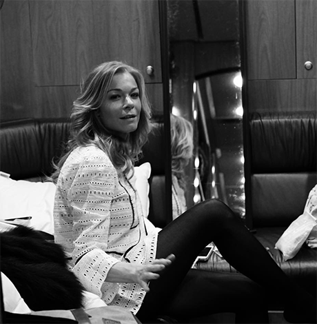 LeAnn Rimes Worried Eddie Cibrian Is Cheating With Jaina Lee Ortiz, New ‘Rosewood’ Co-Star?