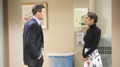 The Young and the Restless Spoilers: Thursday, November 30 - Cane Told Prepare For Sam To Die – Ashley and Gloria Face Off