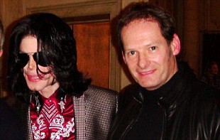 Michael Jackson “Drank 6 Bottles of Wine Daily For Weeks Leading Up To His Death” Says Mark Lester, Paris Jackson's Biological Father