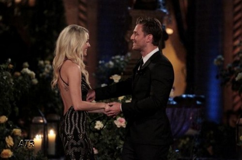 The Bachelor 18 Winner Spoilers: Nikki Ferrell or Clare Crawley To Write Tell All Book With Naked Pics of Juan Pablo?