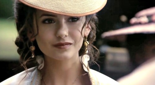 Final The Vampire Diaries: Katherine Pierce (Nina Dobrev