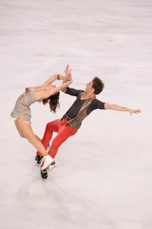 Nathalie Pechalat and Fabian Bourzat Dance Their Way to the Top of the Podium