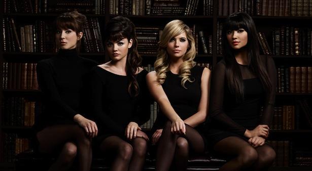 Pretty Little Liars Season 5 Spoilers: Identity of 'A' Revealed by Ezra Fitz - But We Have Doubts?