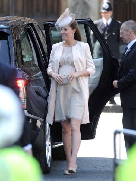 Kate Middleton Slammed For Making Pregnant Women Feel Like Crap (PHOTOS) 0604