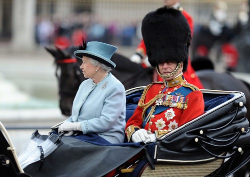Queen Elizabeth Buckingham Palace Renovation Controversy: Crown Receives Sovereign Grant While Poor Face Spending Cuts