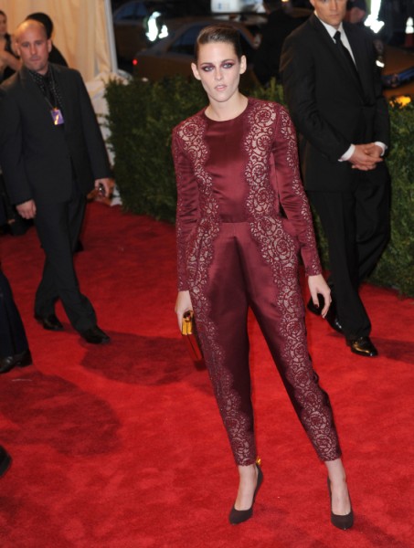 Kristen Stewart, Tom Cruise 'Least Trusted Stars' In Hollywood - Do You Agree? 0509