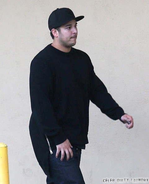ROB KARDASHIAN Sued For Assault and Robbery of Female Photog Andra Vaik - Another Chris Brown?