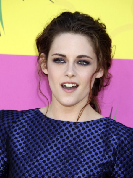 Kristen Stewart Starring In Two New Indie Films - Ploy To Get Robert Pattinson Back? 0605