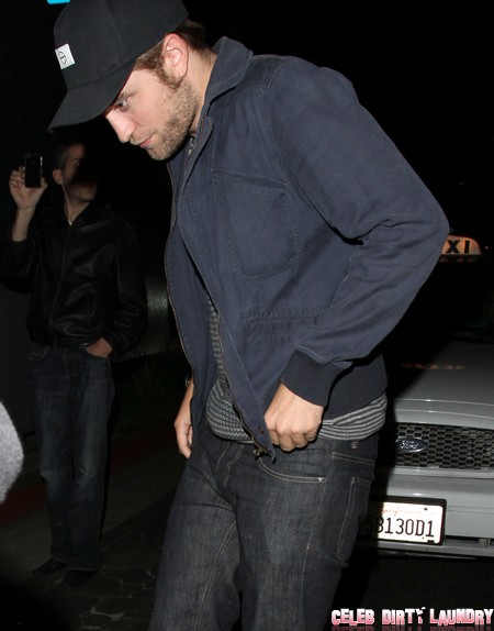 Robert Pattinson Drunk Dials Kristen Stewart