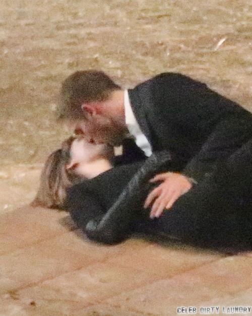 Robert Pattinson's New Girlfriend - Who Is She, Celebrity Or Civilian?