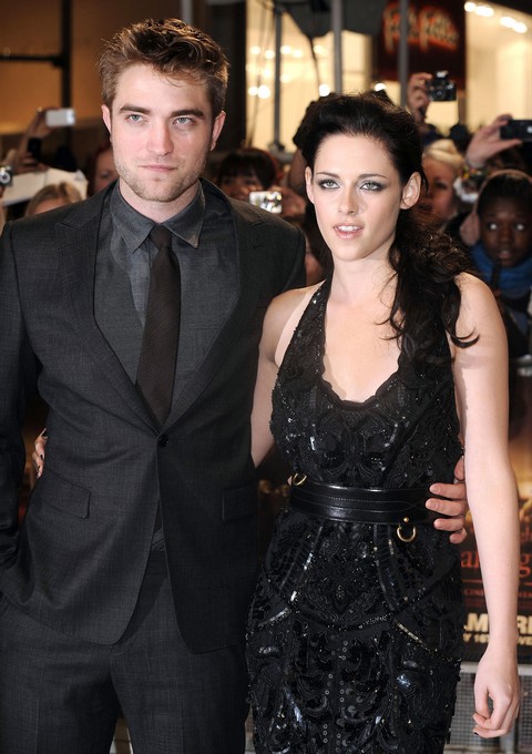 Robert Pattinson Tells Kristin Stewart Valentine’s Day Is Marriage Proposal or Breakup Time