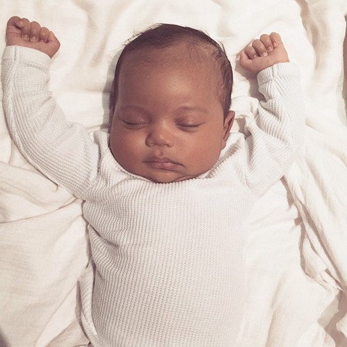 Kim Kardashian Shares Saint West First Photo – Baby Pic Looks Like Dad Kanye West?