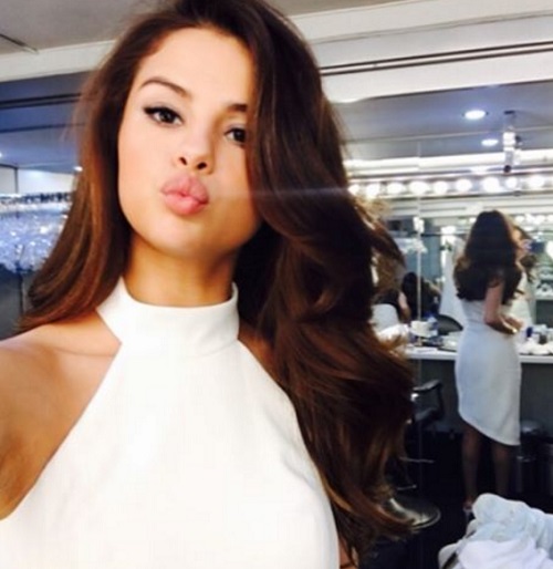 Selena Gomez Slams Instagram Models, Shading The Weeknd's Ex Bella Hadid?