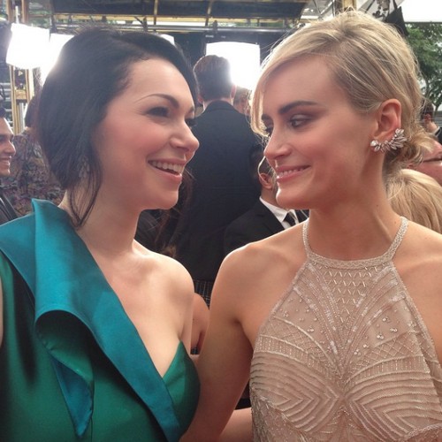 Schilling gay taylor Taylor Schilling