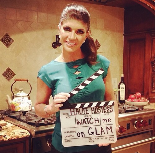 Teresa Giudice's Home NOT Raided by Federal Agents - Update: Feds Seize Cash and Daughter's Christmas Gifts?