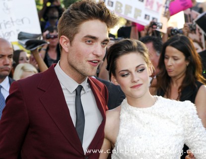 Are Robert Pattinson and Kristen Stewart in Therapy?